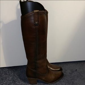 Fryer leather boots